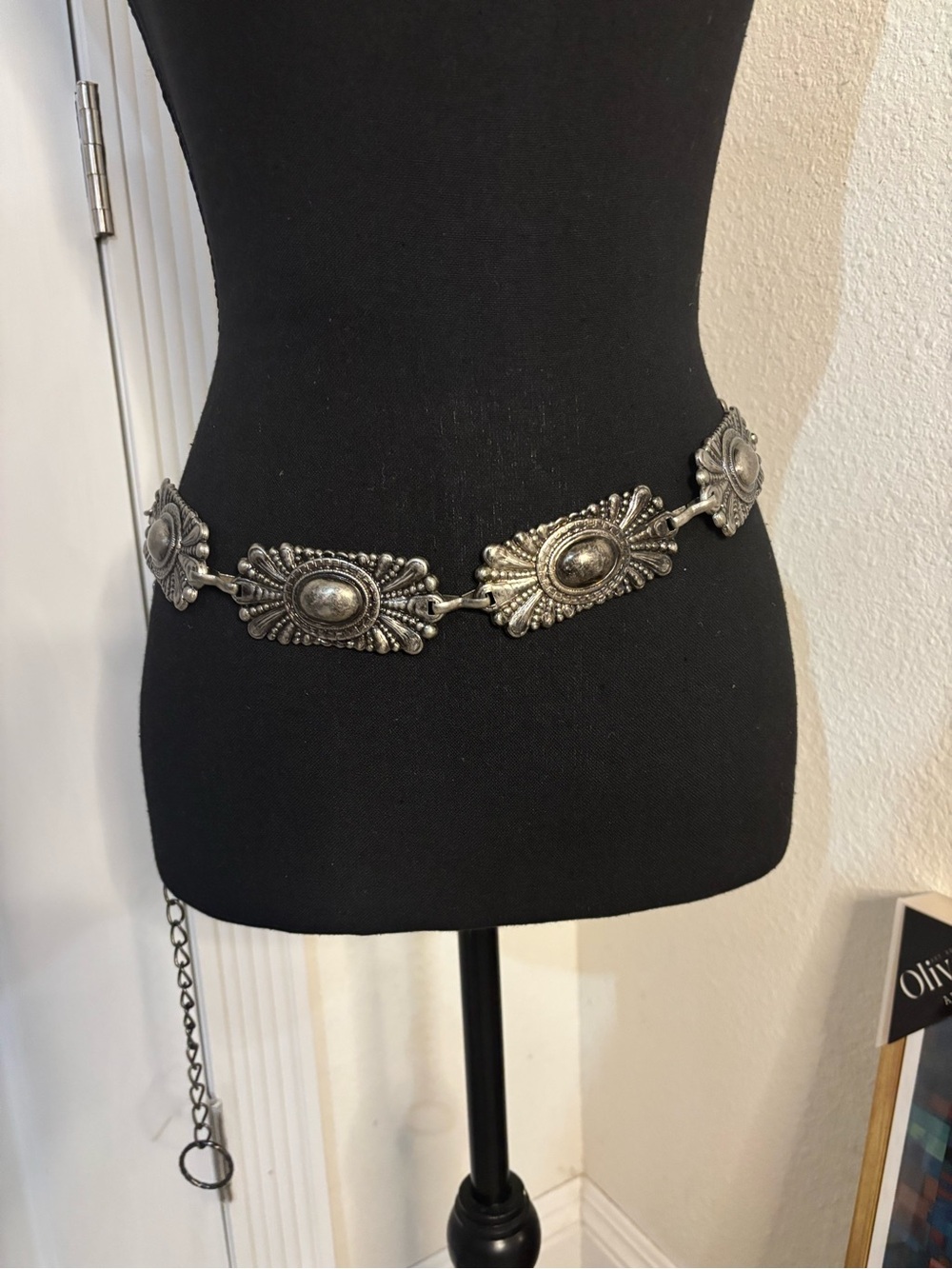 Western Concho Silver-Tone Link Belt - Women Accessories